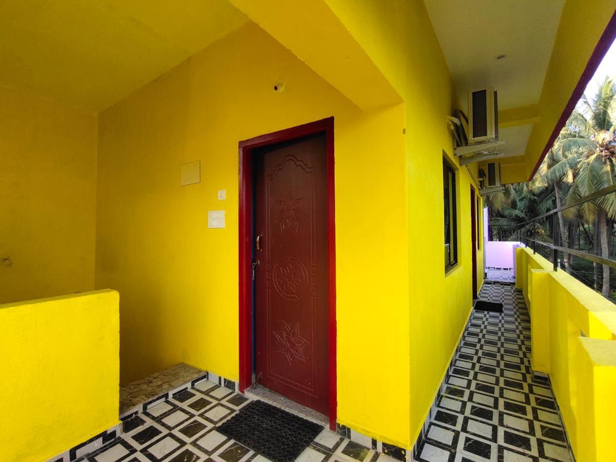 PV Inn Pondicherry Bagian luar foto