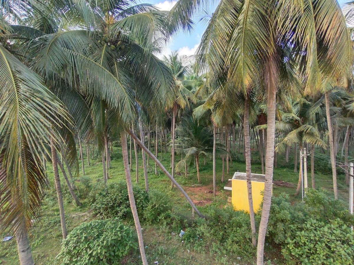 PV Inn Pondicherry Bagian luar foto
