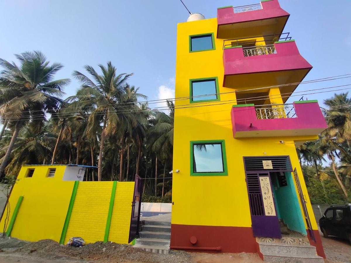 PV Inn Pondicherry Bagian luar foto