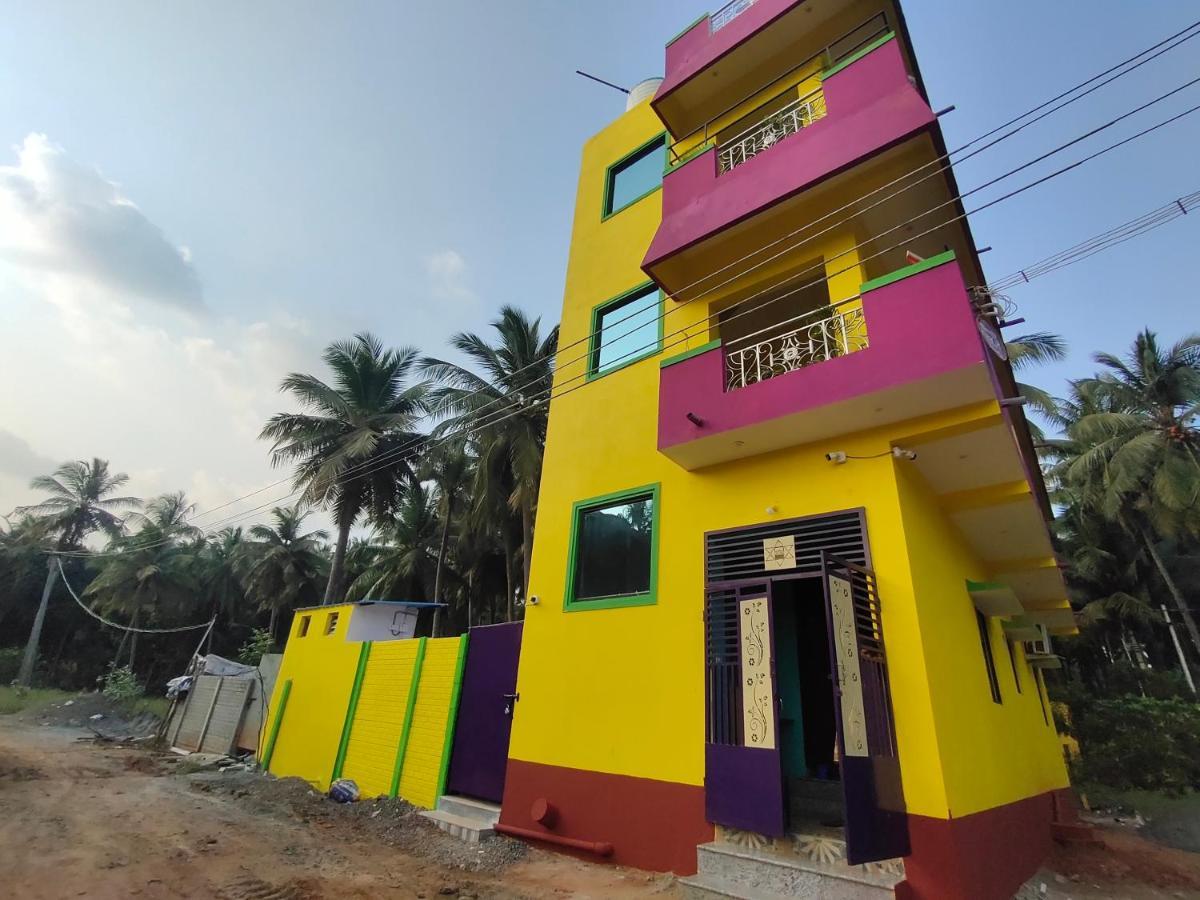 PV Inn Pondicherry Bagian luar foto