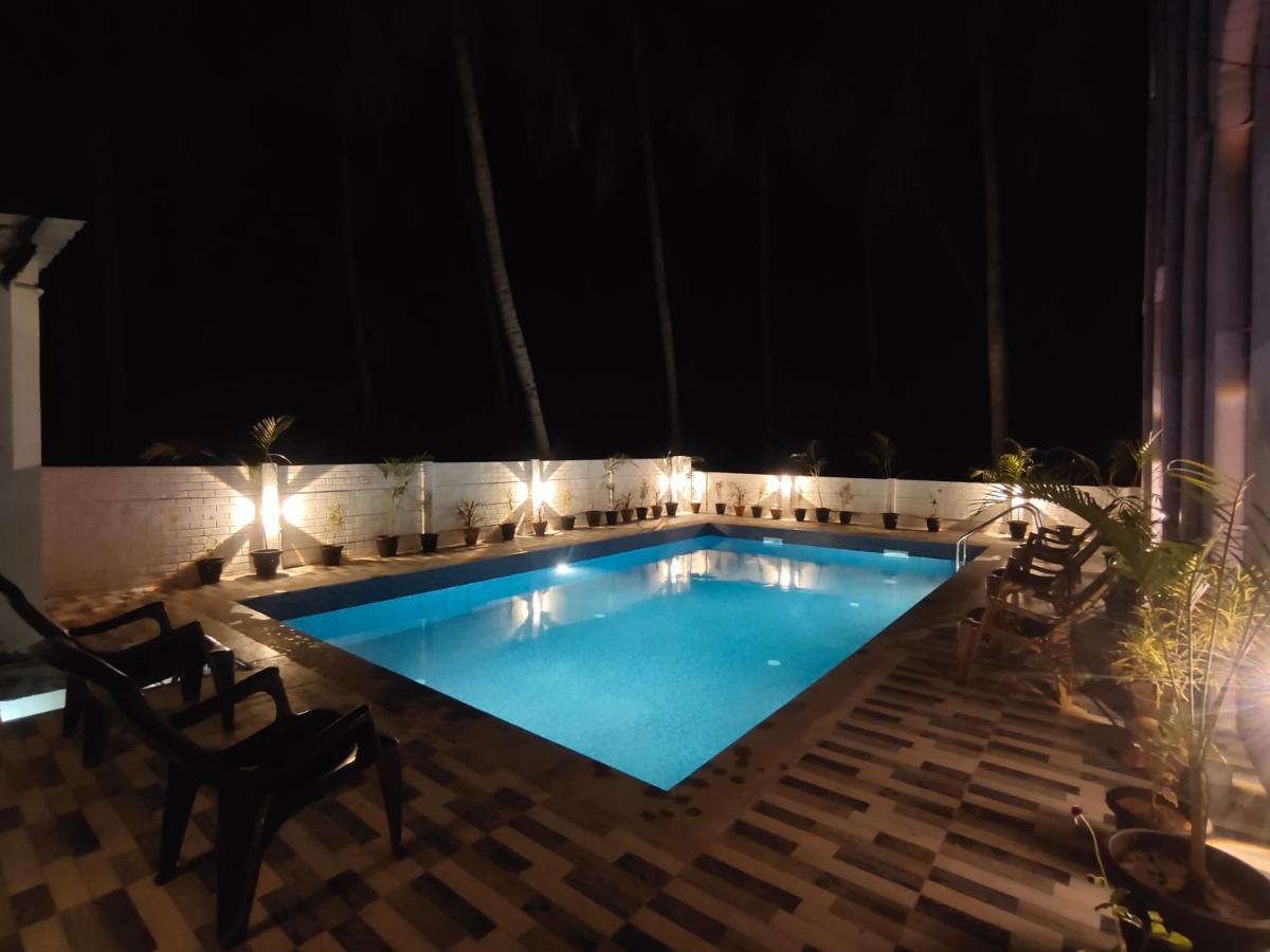 PV Inn Pondicherry Bagian luar foto