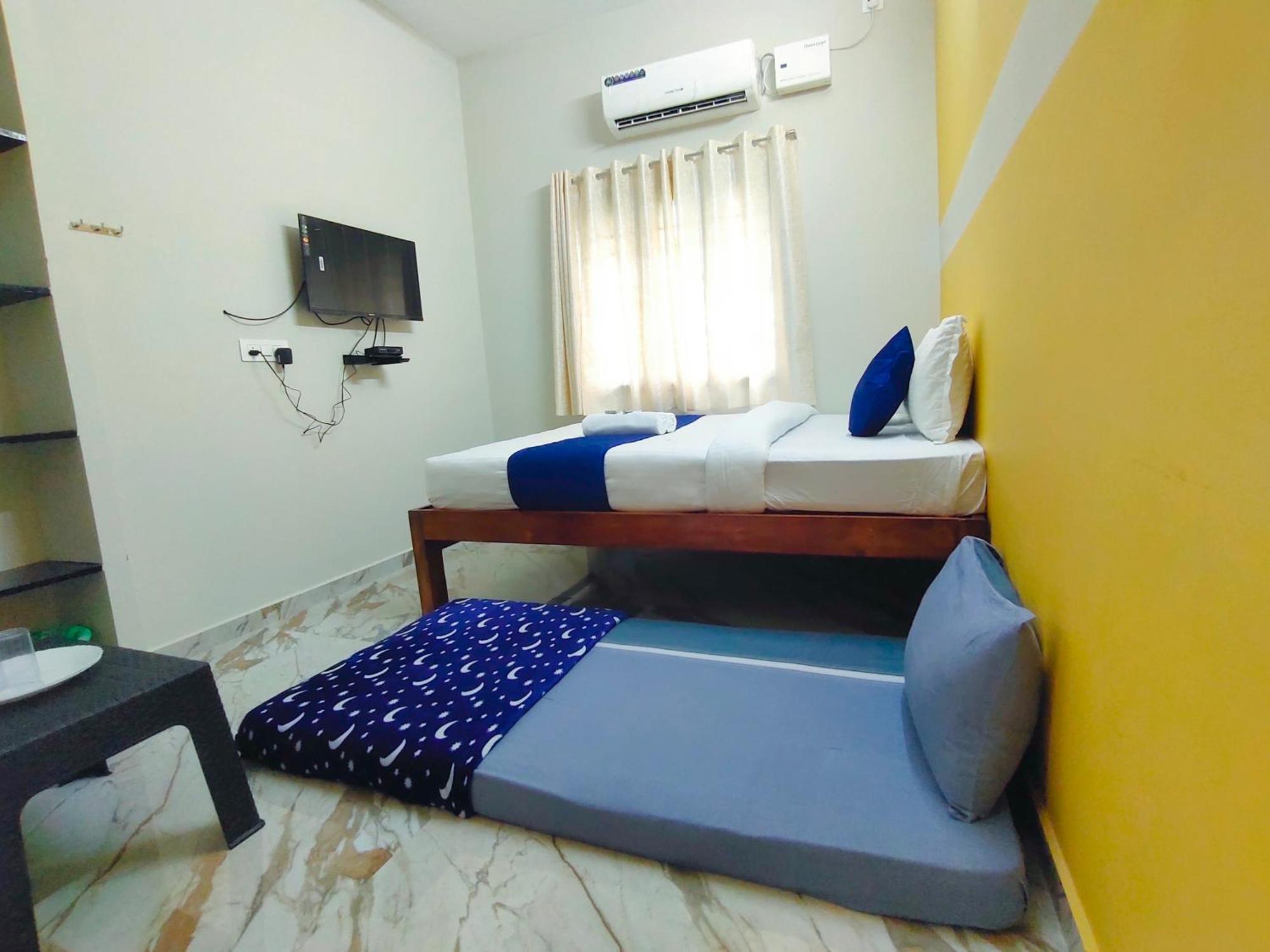 PV Inn Pondicherry Bagian luar foto