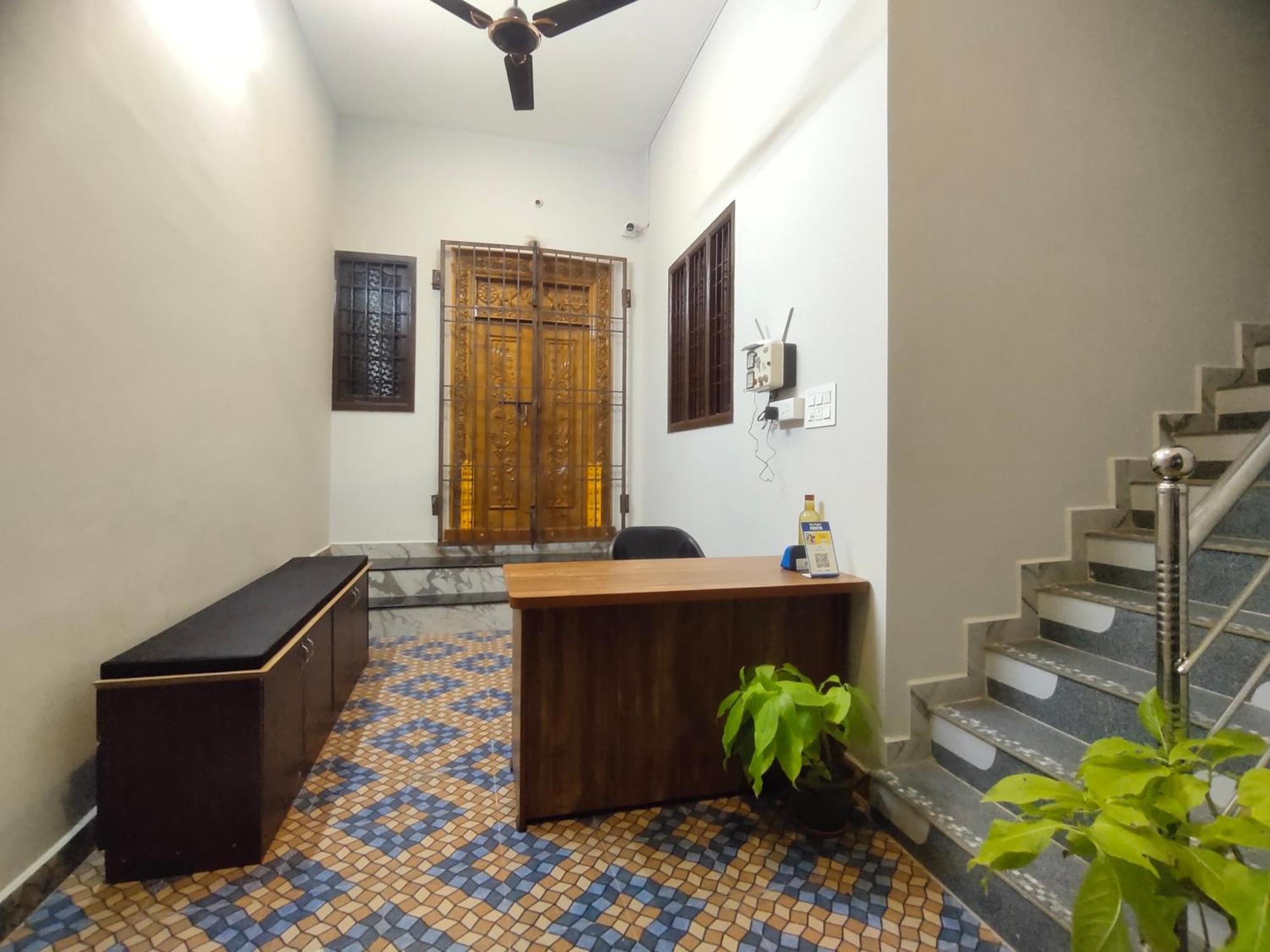 PV Inn Pondicherry Bagian luar foto