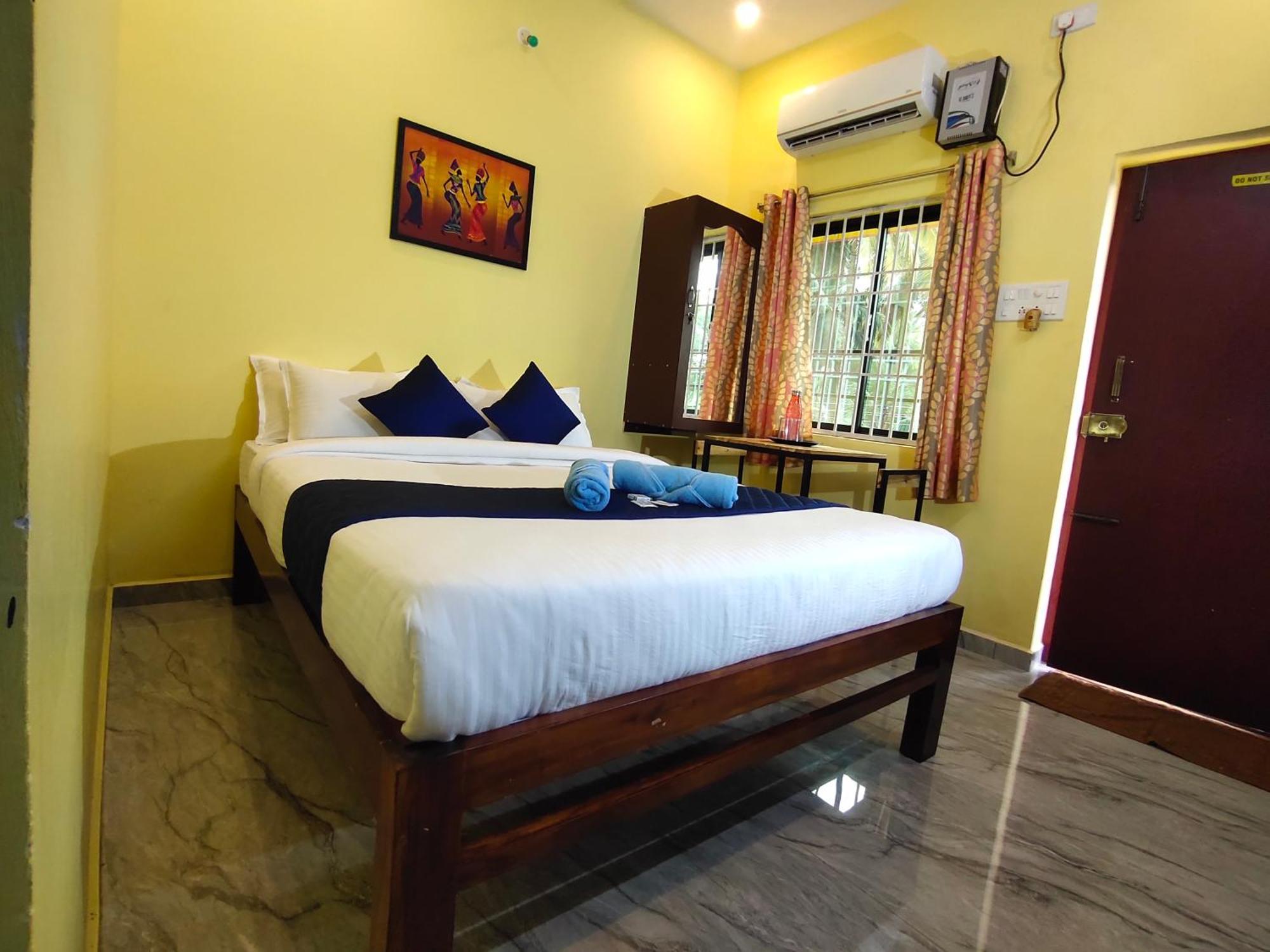 PV Inn Pondicherry Bagian luar foto